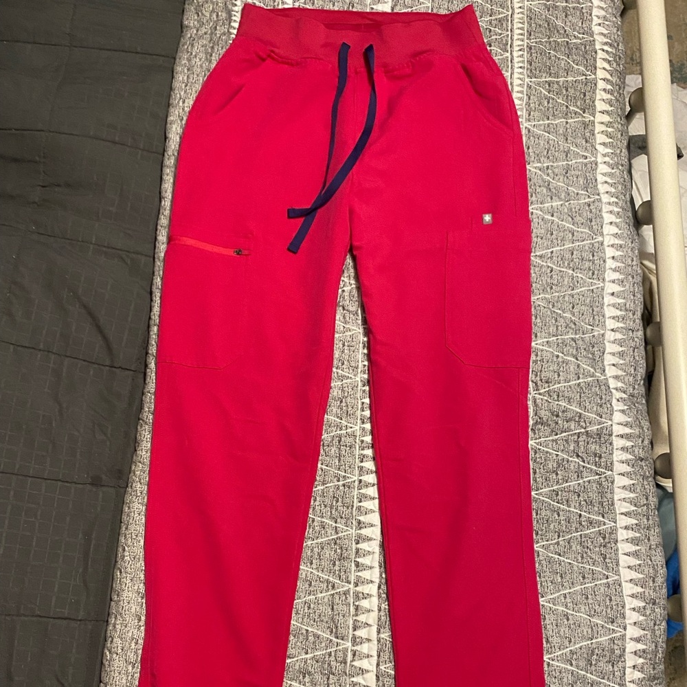 Small TALL figs regular pants. Never worn